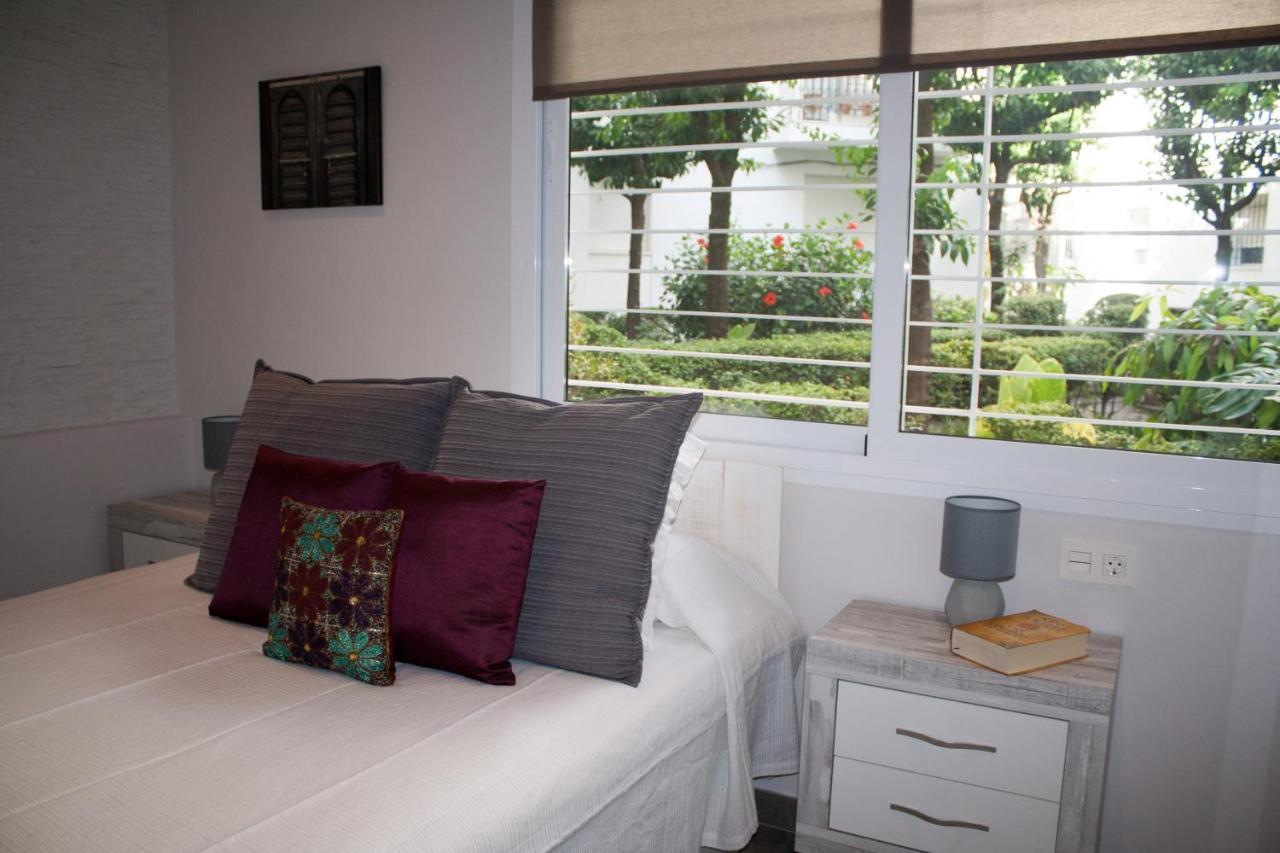 Charming Corners Azahar Appartement Sevilla Buitenkant foto